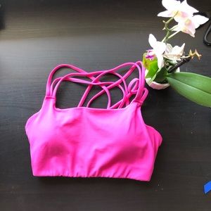 ATHLETA - Hyper Focus D/DD XS Sports Bra